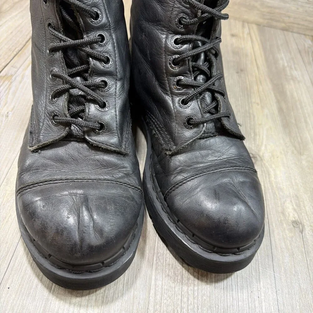 Dr. Martens ORIGINAL 10934 10 EYE Mens Size 8 Black Smooth Leather Boots CAP TOE